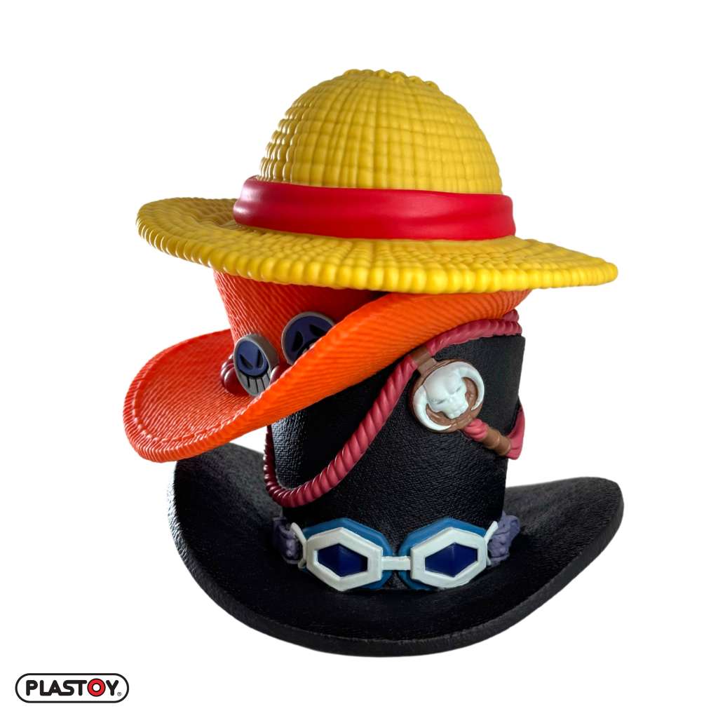 106326 - One piece stack of hats Salvadanaio GED