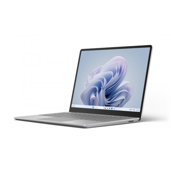 Microsoft Surface Laptop Go 3 Computer portatile 31,5 cm (12.4") Touch screen Intel Core i5 i5-1235U 8 GB LPDDR5-SDRAM 256 GB SSD Wi-Fi 6 (802.11ax) Windows 11 Pro Platino - Disponibile in 6-7 giorni lavorativi