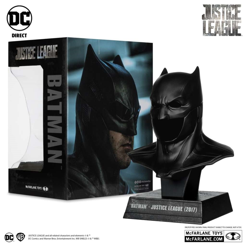 McFarlane Toys: DC Direct Batman - 1:3 Cowl Mini Replica Batman Justice League (2017) 19cm McFarlane Toys