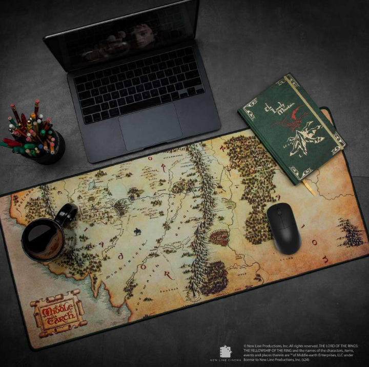 102961 - The Lord Of The Rings Tappetino da tavolo con mappa della Terra di Mezzo - Disponibile in 2/3 giorni lavorativi