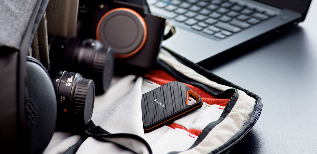 SanDisk Extreme PRO 4000 GB Nero, Arancione - Disponibile in 6-7 giorni lavorativi