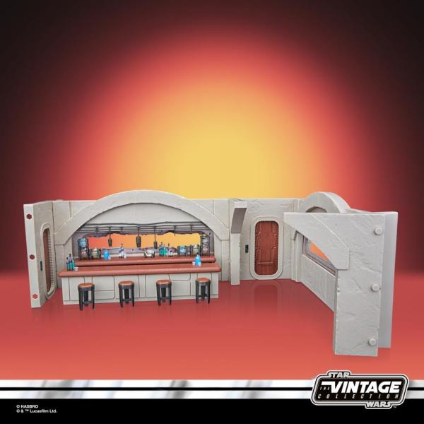 HASBRO STAR WARS VINTAGE FIGURE - THE CANTINA SHOOTOUT PLAYSET - Disponibile in 2/3 giorni lavorativi