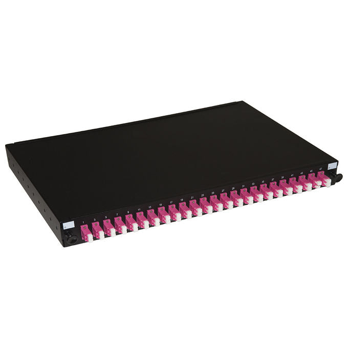 Link Pannello Fibra Ottica 19'' con 24 Adattatori LC Duplex Om4 Profondita' 250mm con Pigtail Installati Nero - Disponibile in 3-4 giorni lavorativi
