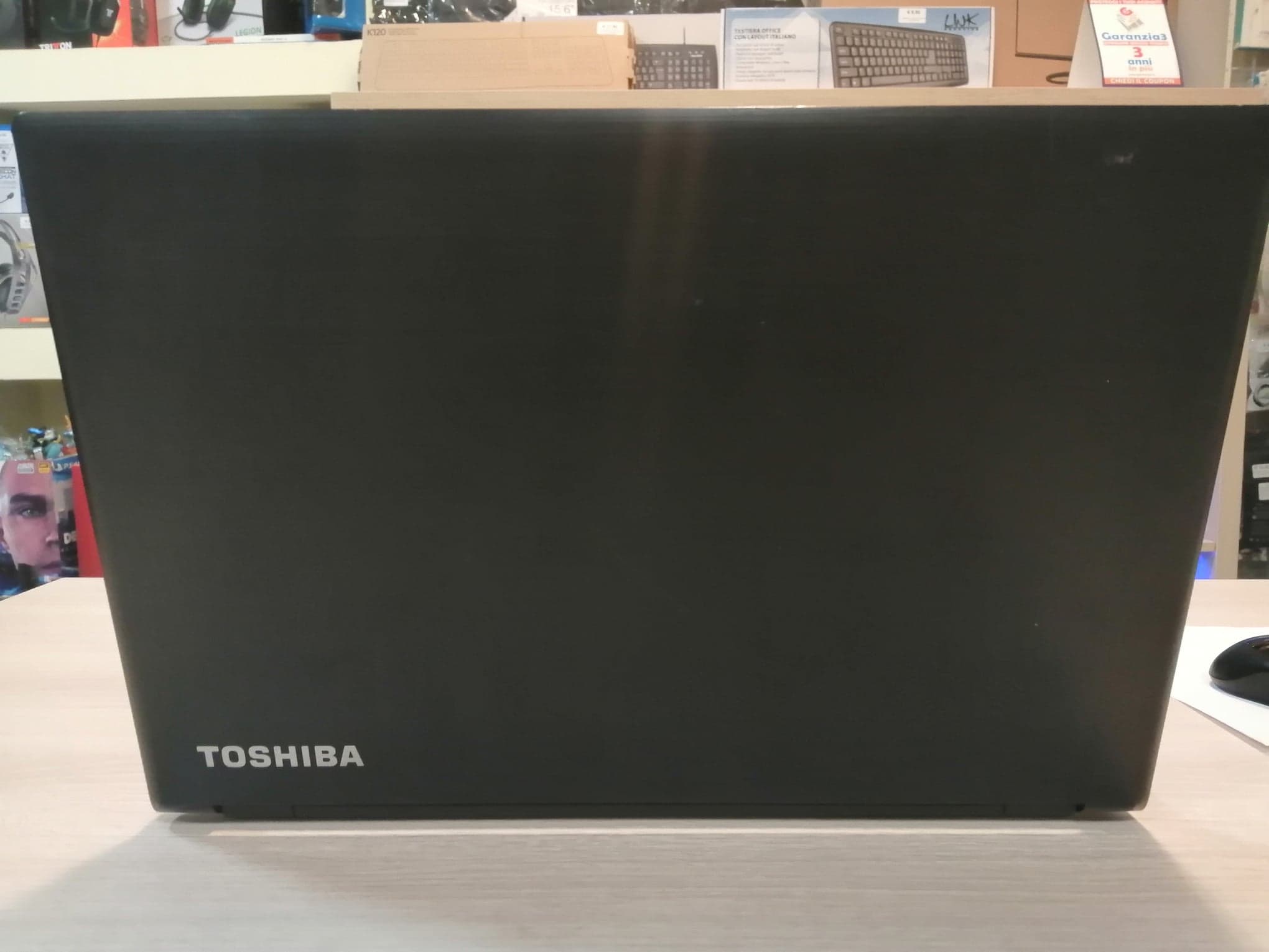 Notebook ricondizionato Toshiba Satellite Pro L-50C - Processore: I3-6006U - Ram: 4 GB - Archiviazione 120 GB SSD - 15.6" - Garanzia 1 anno